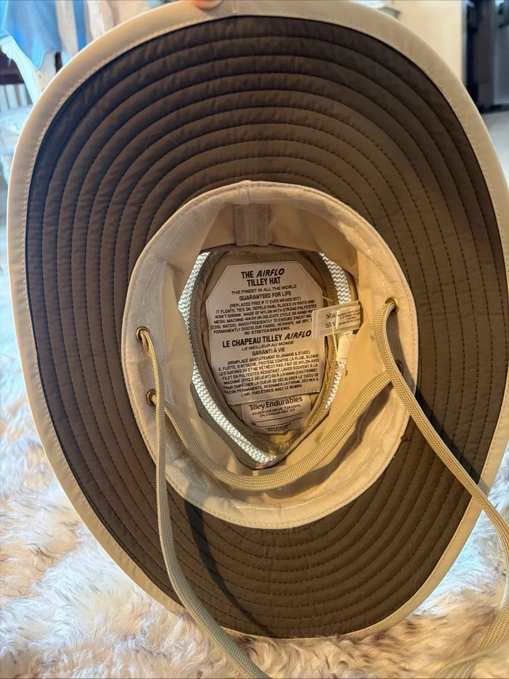 New Tilley The Airflow Hat Size 7 S Light Mesh Outdoor Travel Sun Hat Boat Golf